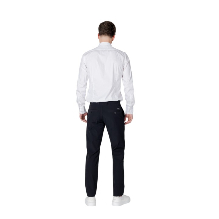 Pantalón negro de hombre Armani Exchange 8NZP49 ZNYZZ vista posterior