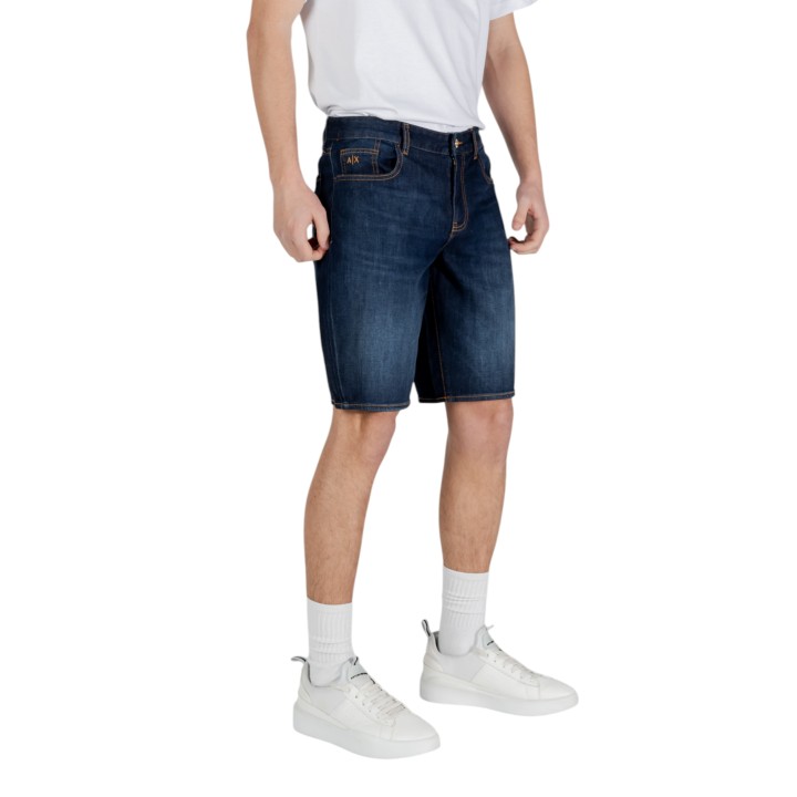 Armani Exchange bermuda vaquera de hombre azul oscuro vista tres cuartos