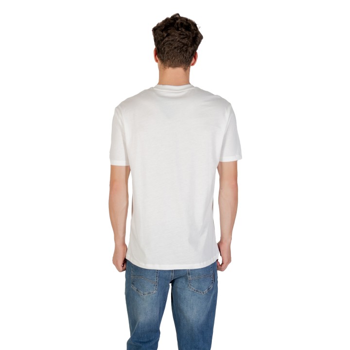 Armani Exchange camiseta de hombre color crema vista posterior