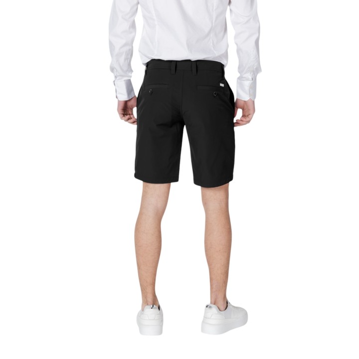 Armani Exchange pantalón corto negro de hombre 8NZS49 ZNYZZ vista posterior
