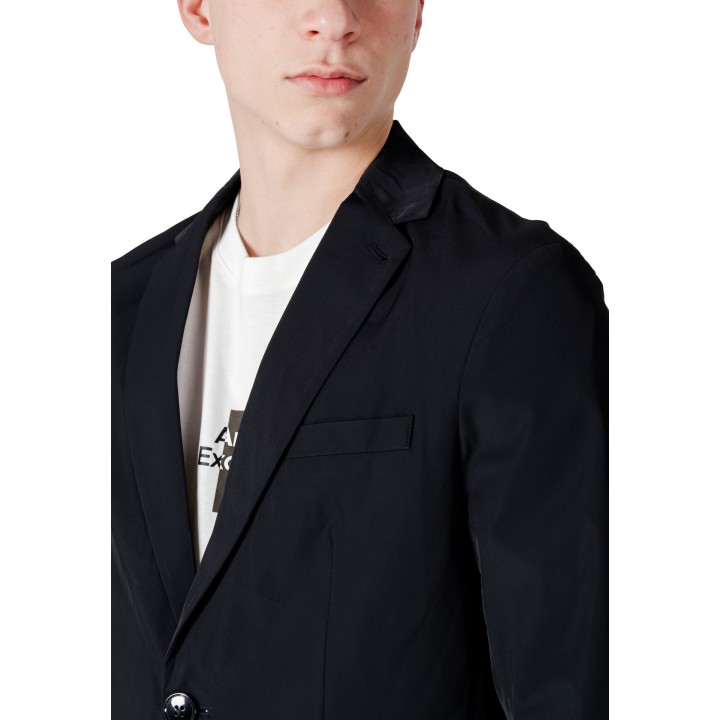 Detalle del blazer negro de hombre Armani Exchange 8NZG49 ZNYZZ