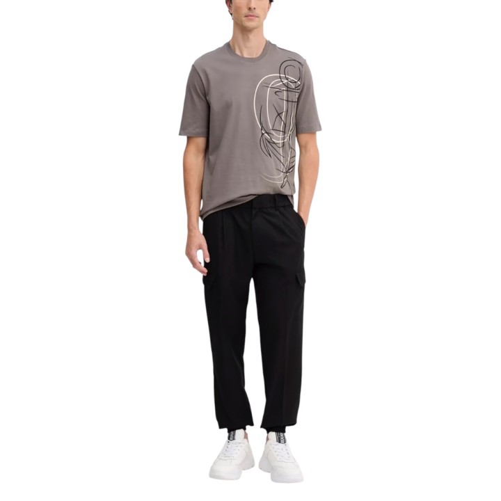 Pantalón negro de hombre Armani Exchange XM001208 AF12041 vista frontal completa
