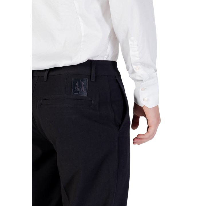 Armani Exchange pantalón negro de hombre detalle posterior