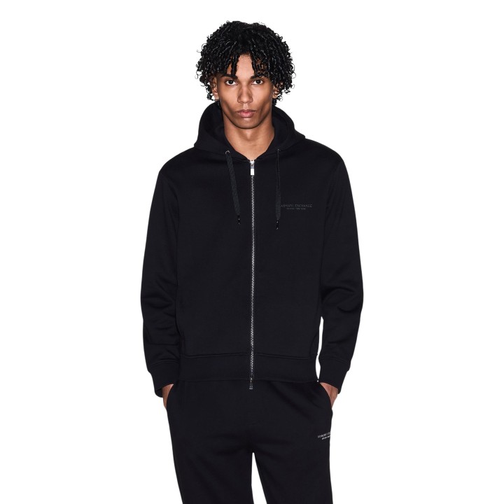 Sudadera negra Armani Exchange para hombre con capucha y cremallera vista frontal