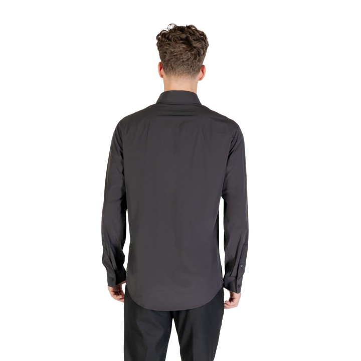Armani Exchange camisa negra de hombre XM001567 AF19193 vista posterior