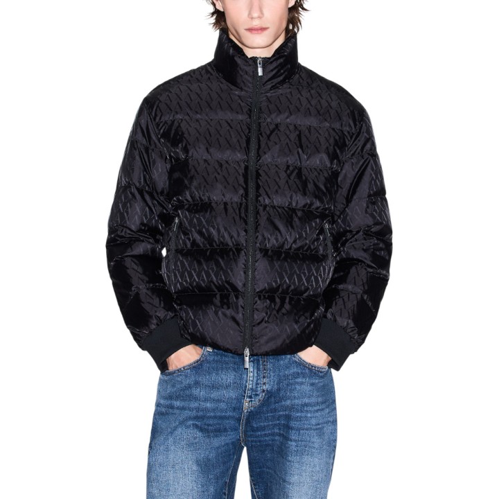 Armani Exchange chaqueta acolchada de hombre negra vista frontal