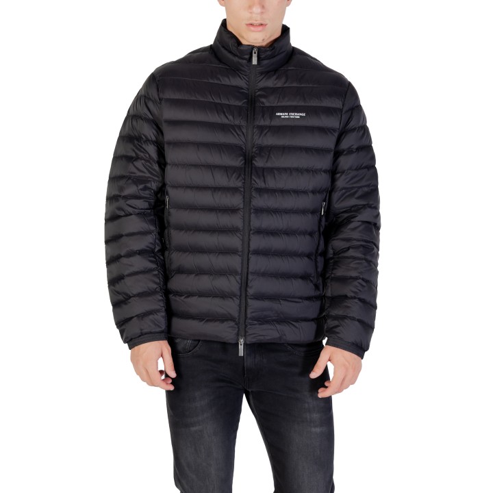Armani Exchange chaqueta plumífera negra para hombre vista frontal