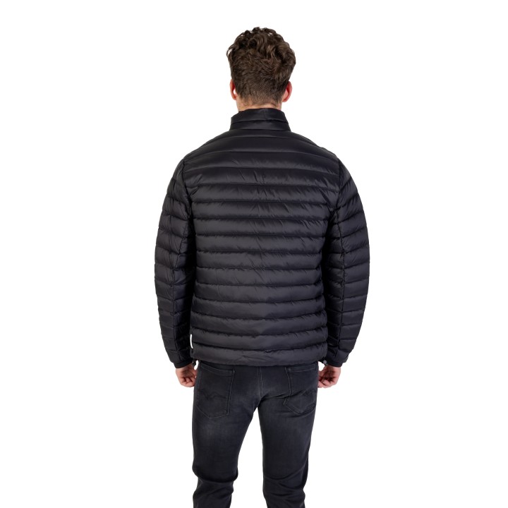 Armani Exchange chaqueta plumífera negra para hombre vista posterior