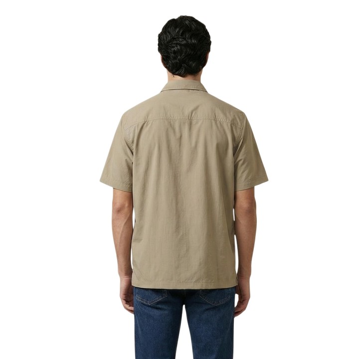 Armani Exchange camisa beige de hombre XM002264 AF24533 detalle posterior