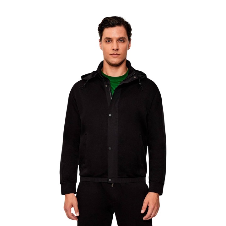 Armani Exchange sudadera de hombre negra XM001011 AF10818 en vista frontal