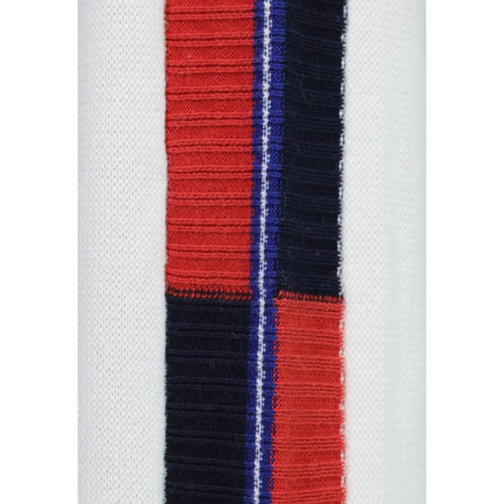 Jersey blanco Armani Exchange XM002722 AF11960 detalle de la manga a rayas