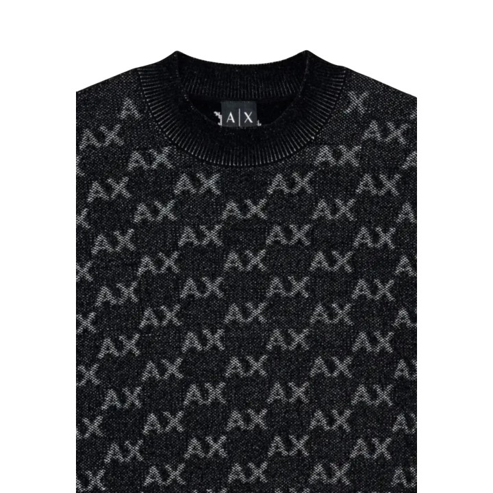 Jersey negro de hombre Armani Exchange XM002992 AF16916 detalle del cuello y tejido