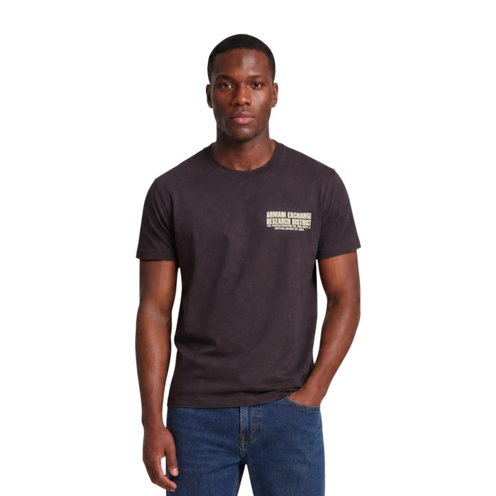 Armani Exchange camiseta de hombre marrón oscuro vista frontal