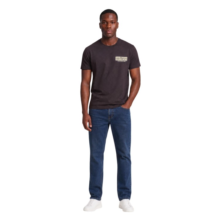 Armani Exchange camiseta de hombre marrón oscuro vista frontal completa
