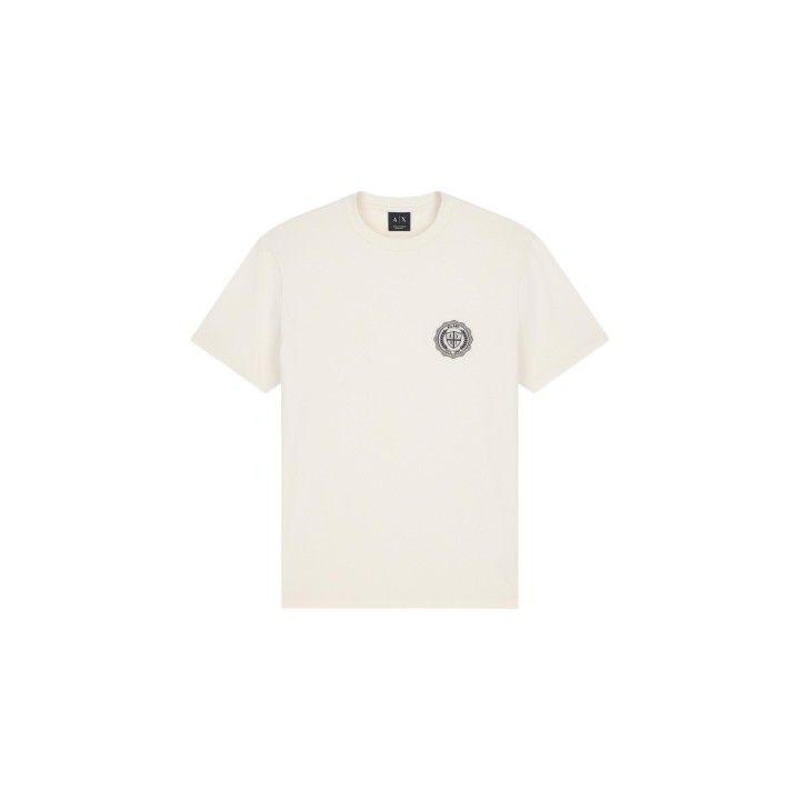Armani Exchange camiseta de hombre blanca XM003078 AF10361 vista frontal en plano