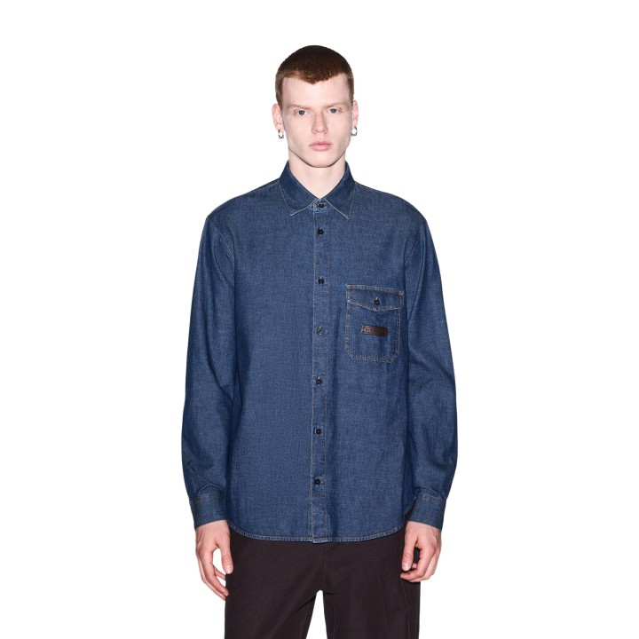 Armani Exchange camisa vaquera de hombre vista frontal con manga larga