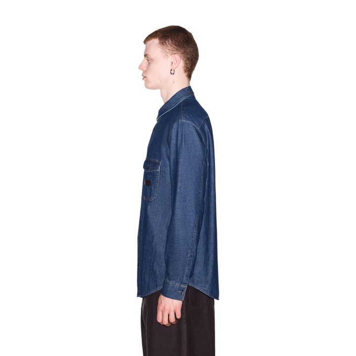 Armani Exchange camisa vaquera de hombre vista lateral