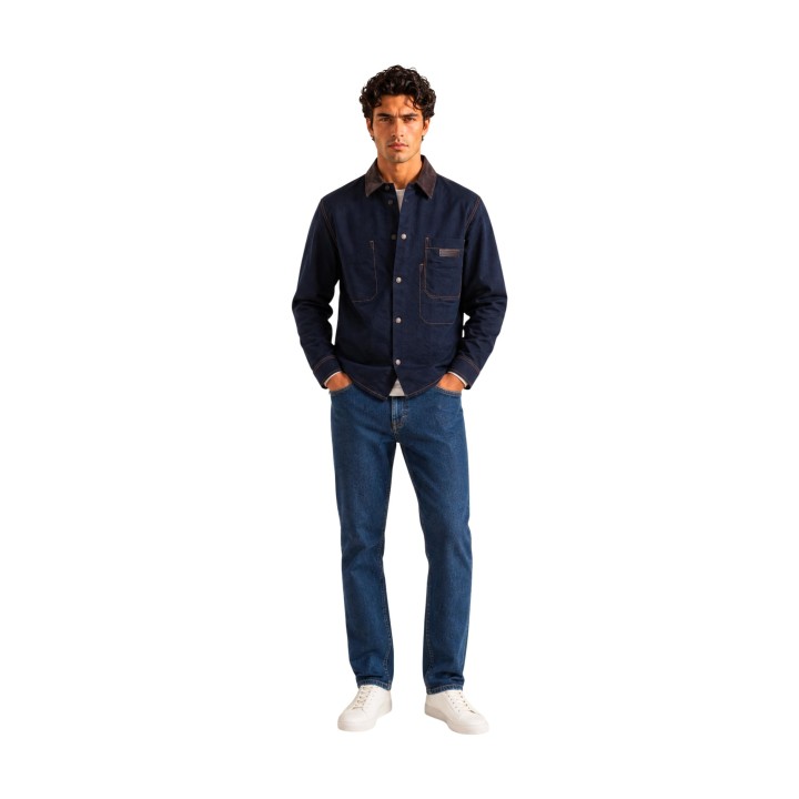 Armani Exchange camisa de hombre azul oscuro vista frontal de cuerpo entero