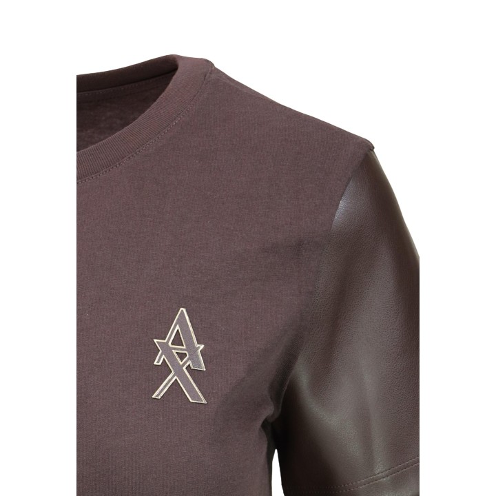 Armani Exchange camiseta de mujer marrón detalle del logo y manga