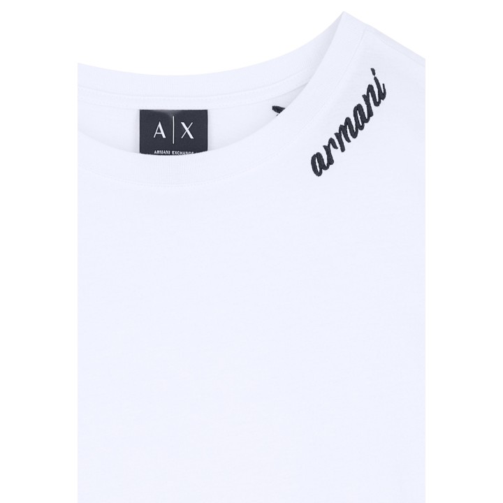 Armani Exchange camiseta blanca de mujer XW003260 AF10356 detalle del cuello y logo
