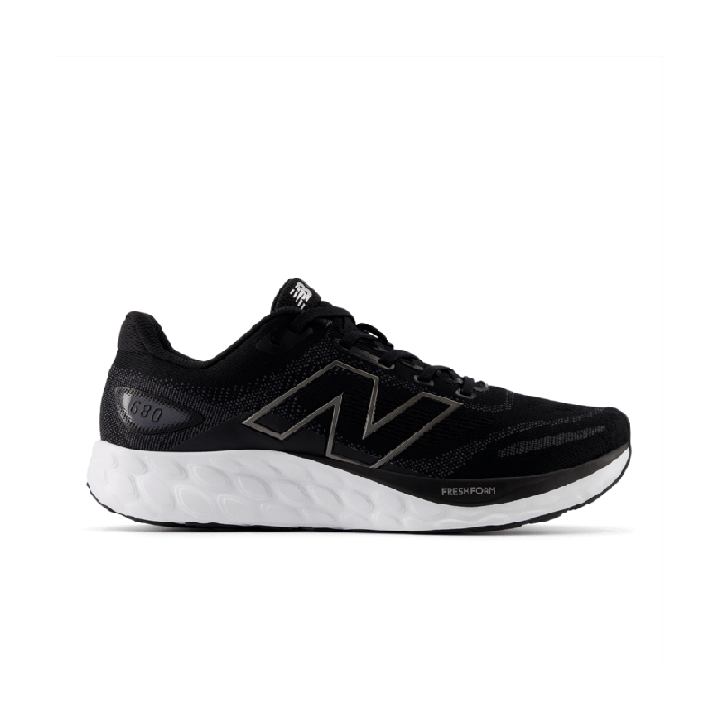 Zapatillas de running negras para hombre New Balance Fresh Foam 680 v8 vista lateral