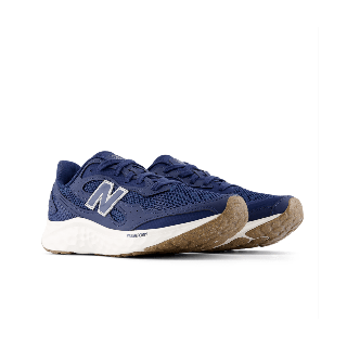 Zapatillas New Balance Fresh Foam Arishi v4 azul vista tres cuartos