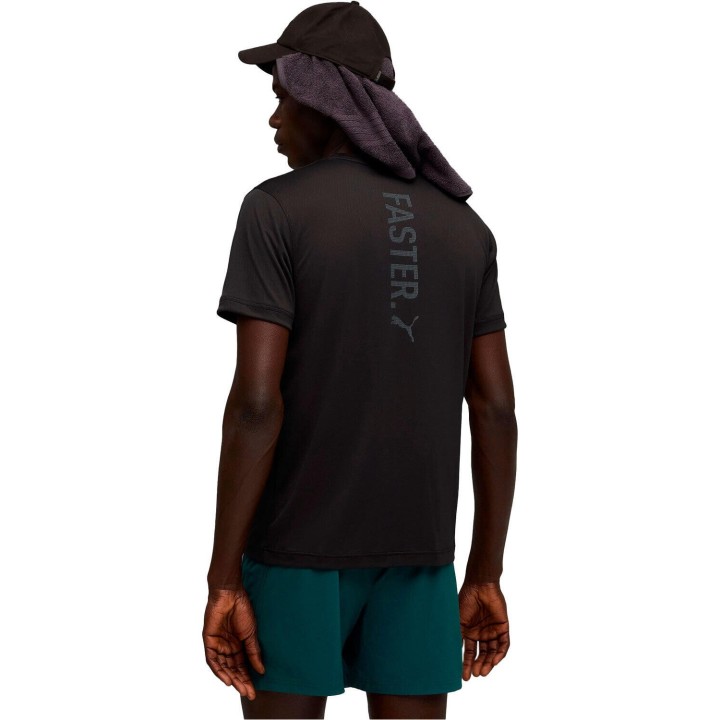 Camiseta Puma GRAPHICS RUNNING FASTER M AW25 negro