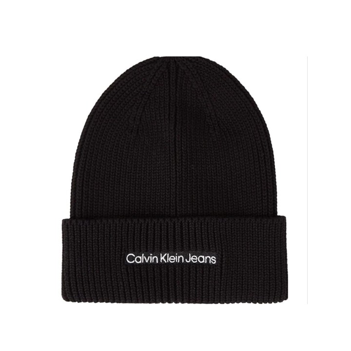 Gorro Calvin Klein de punto negro con logo Calvin Klein Jeans