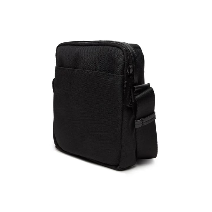 bolso bandolera negro de poliester para hombre calvin klein vista lateral