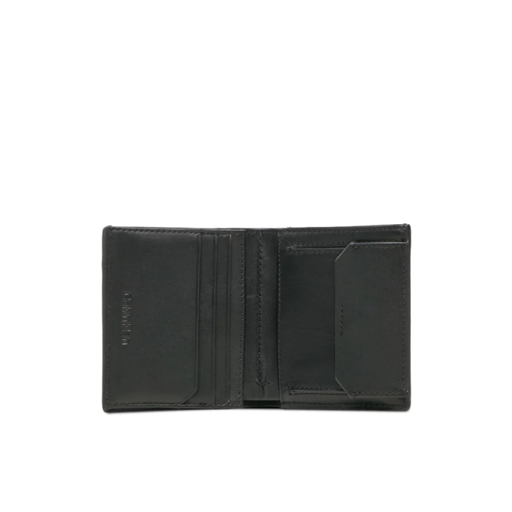 Cartera Calvin Klein de poliéster negra vista interior