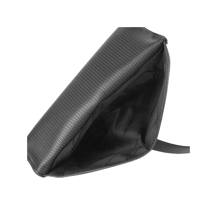 Bandolera Calvin Klein de poliéster negra detalle
