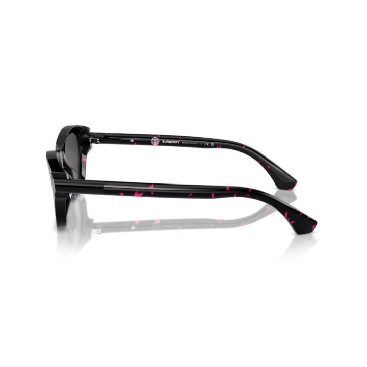 Gafas de sol Burberry ojo de gato habana y fucsia detalle