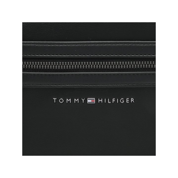 Maletín Tommy Hilfiger de oficina negro