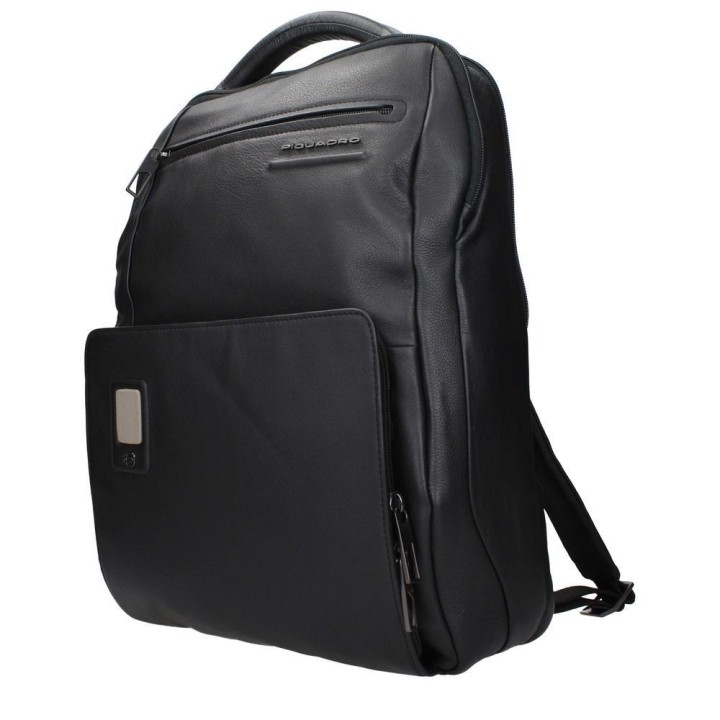 Mochila de cuero negra para hombre Piquadro vista lateral