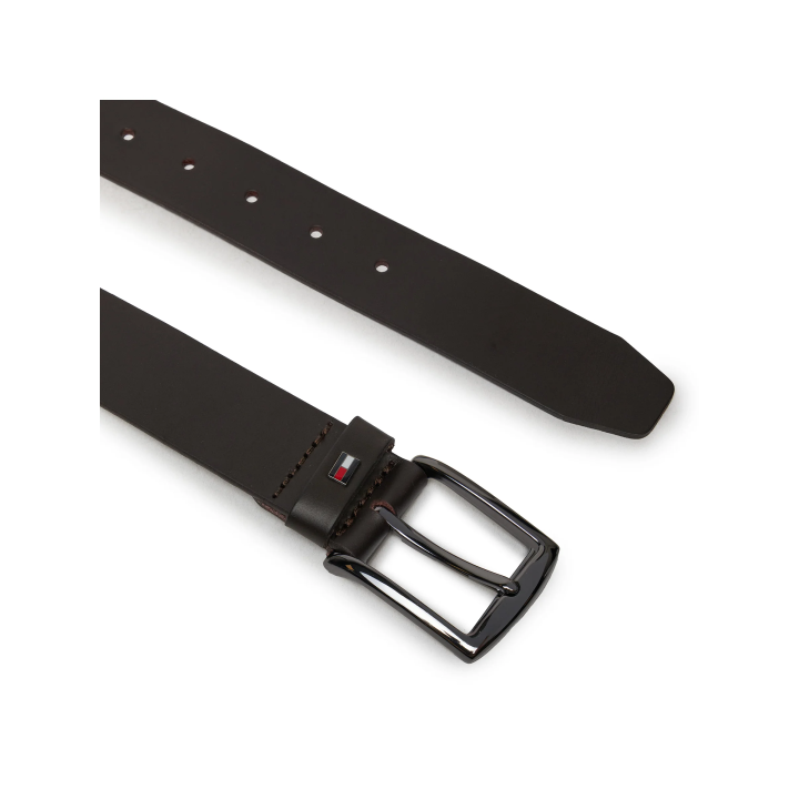 Cinturón Tommy Hilfiger de piel marrón sobrio