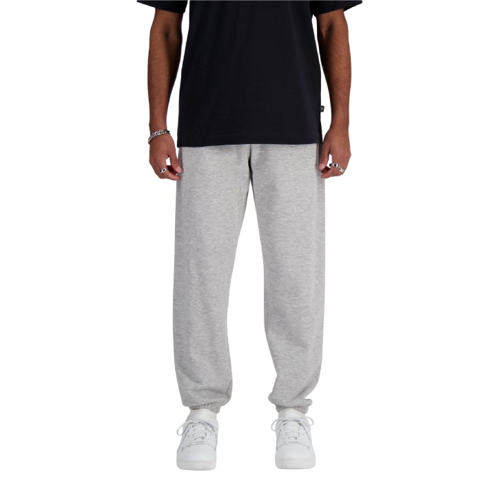 Pantalón New Balance Sport Essentials French Terry gris