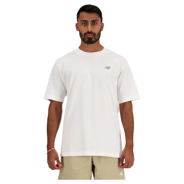 Camiseta New Balance Sport Essentials algodón blanco vista frontal