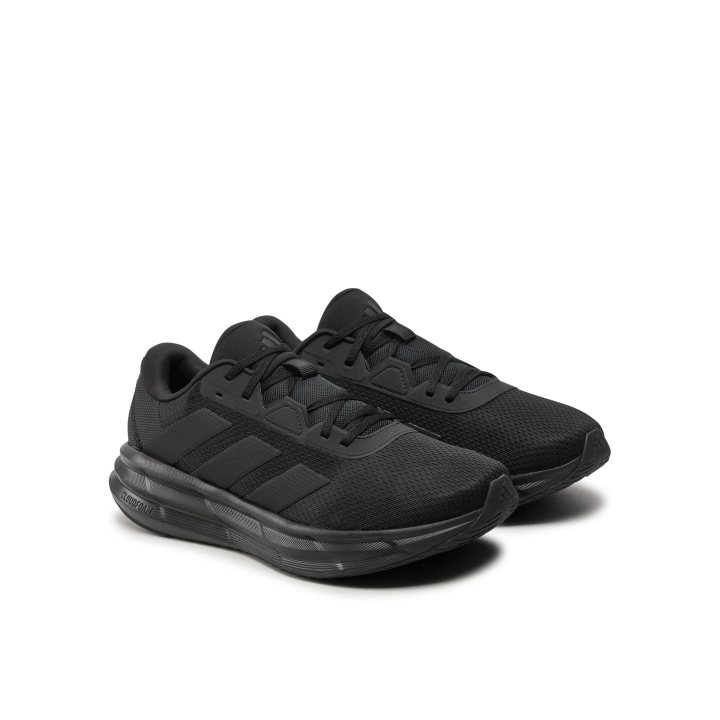 Zapatillas Adidas Galaxy 7 running negras vista trescuartos