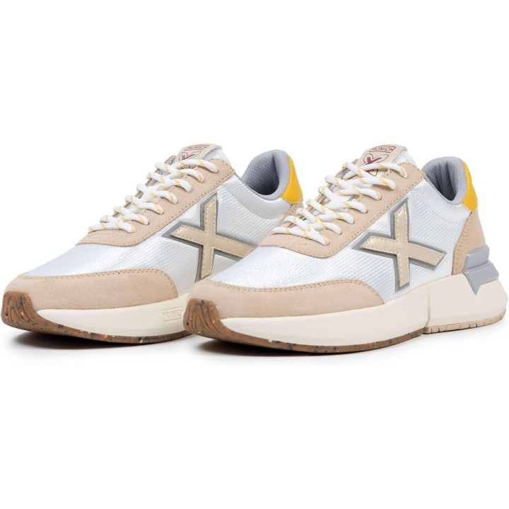 Zapatillas Munich Versus WMN 109 vista tres cuartos