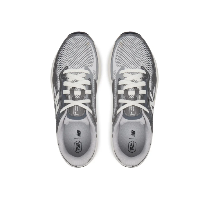 Zapatillas New Balance Fresh Foam Arishi v4 grises vista superior