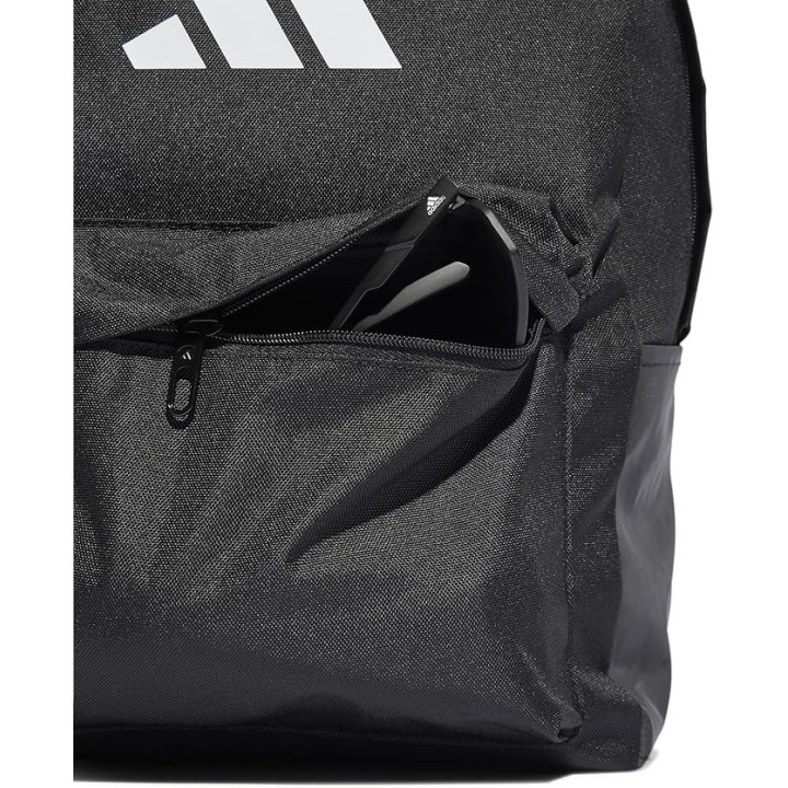 Detalle de la mochila Adidas Classic 3 líneas negra y blanca