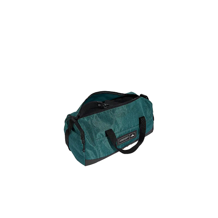 Interior de bolsa duffle Adidas de entrenamiento negra y verde