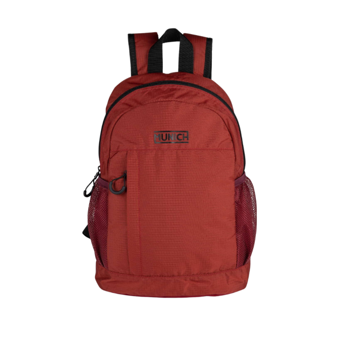 Mochila Munich slim pequeña burdeos vista frontal