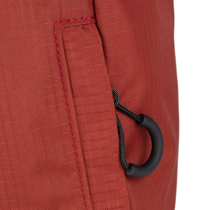 Detalle de mochila Munich Gym Sack burdeos