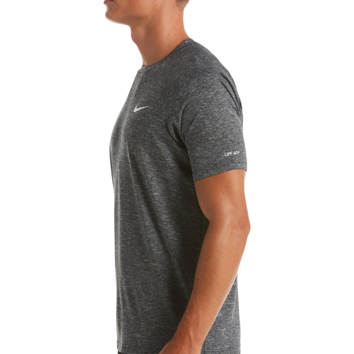 Camiseta Nike Hydroguard jaspeada negra vista lateral