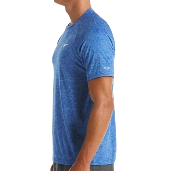 Camiseta Nike Hydroguard jaspeada azul vista lateral