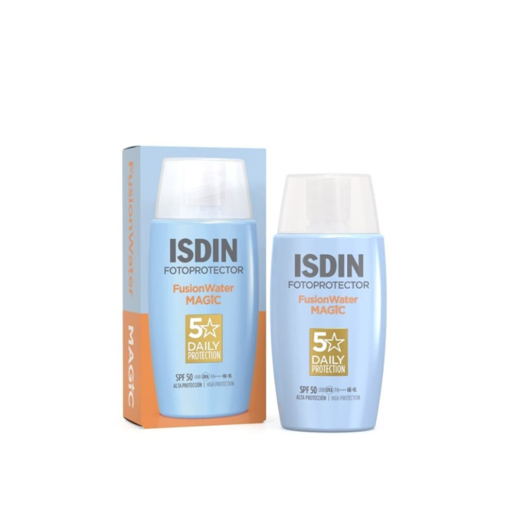 Fotoprotector ISDIN Fusion Water Magic SPF 50 50 ml con envase y caja en vista frontal